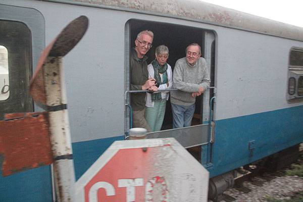 Εκδρομή Αγγλων τουριστών  με τρένο στην Πελοπόννησο