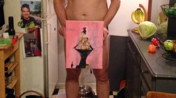 Δανός καλλιτέχνης ζωγράφισε την Kim Kardashian με το... πέος του