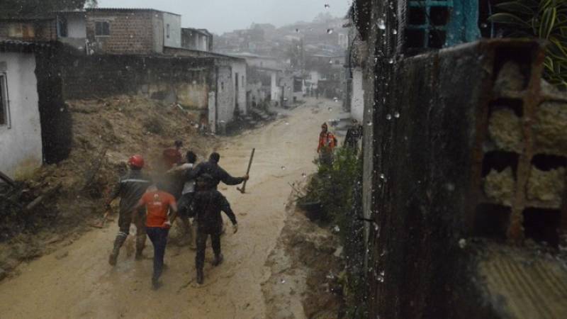 Στους 79 οι νεκροί από τις πλημμύρες στη Βραζιλία