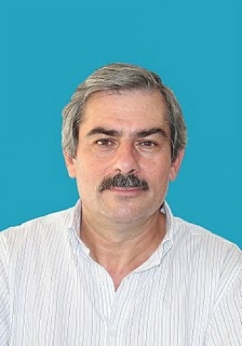 Θαν. Πετράκος: 