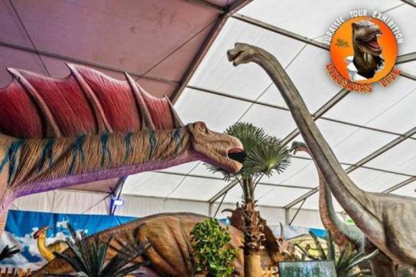 Η συναρπαστική έκθεση Ρομποτικών Δεινοσαύρων σας περιμένει στην Καλαμάτα