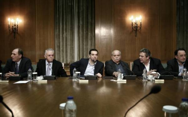 Προβάδισμα στον ΣΥΡΙΖΑ δίνει δημοσκόπηση της Metron Analysis