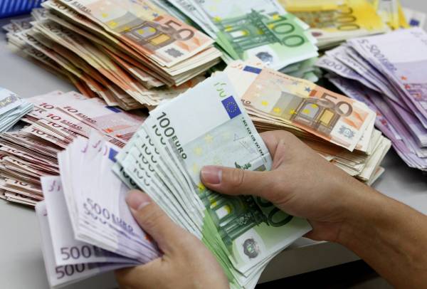 Ξεπέρασαν τα 70 δισ. ευρώ οι ληξιπρόθεσμες οφειλές προς το Δημόσιο