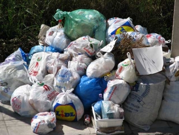 Σύμφωνα με το Νίκα: Ο πρωθυπουργός θα λύσει το πρόβλημα των σκουπιδιών 