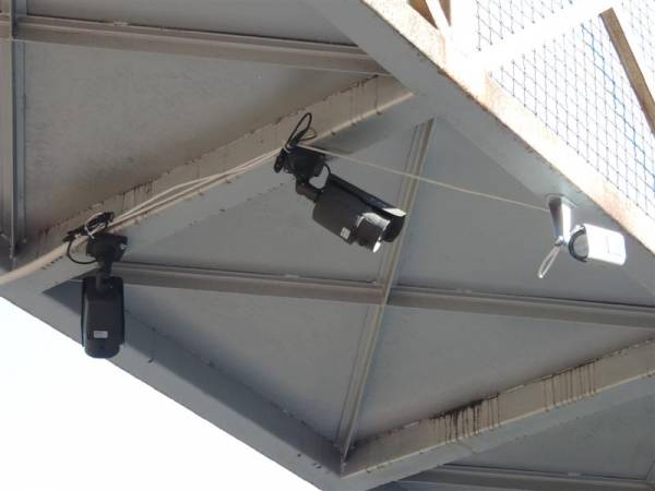 Η κάμερα συνέλαβε  δράστες στο Πάρκο Σιδηροδρόμων