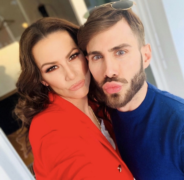 Διασημότητες σε εφαρμογές dating