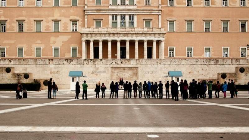 «Ναι» επί της αρχής στο νομοσχέδιο για την ψήφο των Ελλήνων εκτός επικράτειας