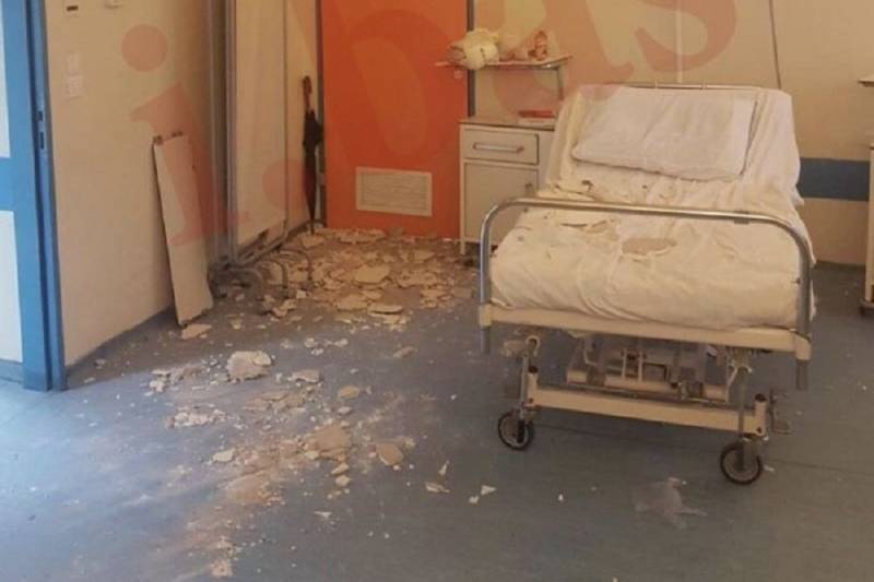 Έπεσε σοβάς σε θάλαμο της ορθοπεδικής κλινικής του Γενικού Κρατικού Νίκαιας