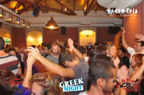 Ελληνικοί μουσικοί ρυθμοί την Τετάρτη στο &quot;Alpino&quot; (φωτογραφίες)