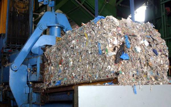 ΛΑΕ Μεσσηνίας: &quot;Η κυβέρνηση έχει ουσιαστικά συμφωνήσει με το σχέδιο ΣΔΙΤ για τα σκουπίδια&quot;