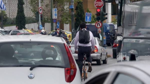 Κυκλοφοριακή συμφόρηση σε δρόμους της Αττικής, λόγω της στάσης εργασίας στο μετρό