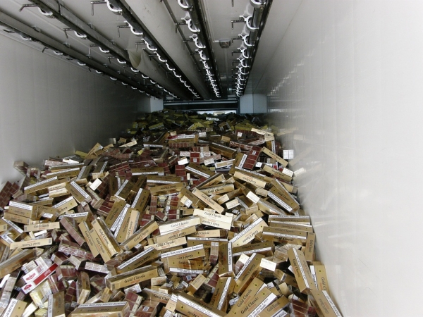 Κατασχέθηκαν 169.000 πακέτα λαθραίων τσιγάρων στην Κορινθία
