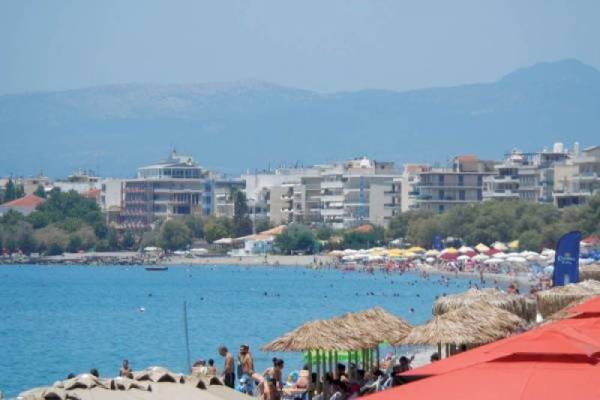 Πενταπλάσιοι οι Ελληνες τουρίστες από τους ξένους στην Περιφέρεια Πελοποννήσου