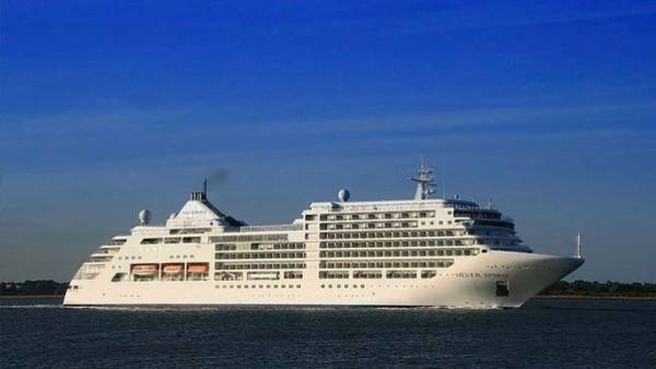Το κρουαζιερόπλοιο «Serenissima» καταπλέει αύριο στο λιμάνι της Θεσσαλονίκης
