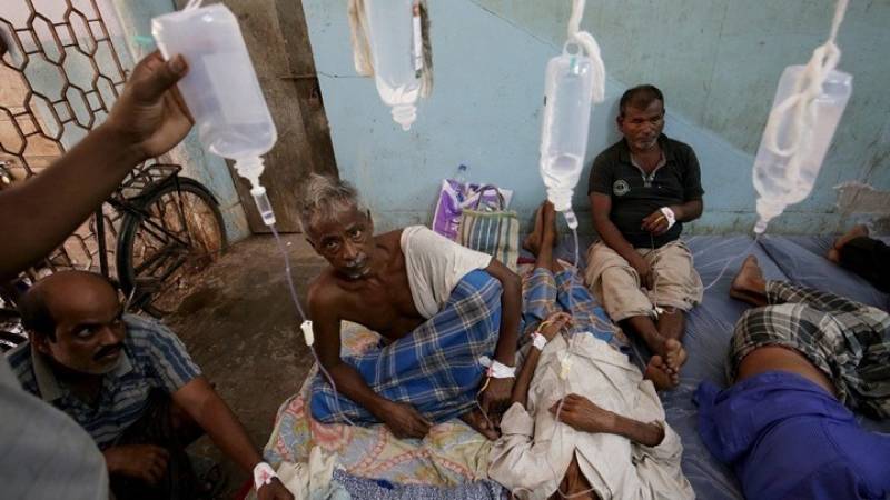 Iνδία: Περισσότεροι από 100 άνθρωποι πέθαναν, αφού κατανάλωσαν νοθευμένο αλκοόλ