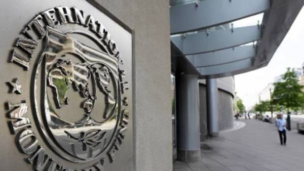 ΔΝΤ: Αυξητική η τάση του παγκόσμιου δημόσιου χρέους