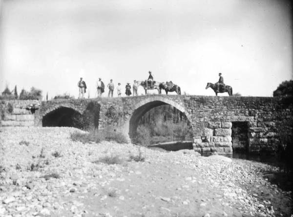 Το ιστορικό γεφύρι της Μαυροζούμαινας