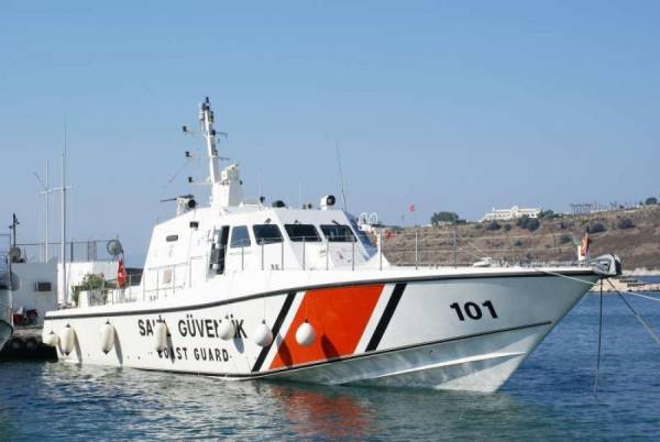 Τραγωδία στις ακτές της Τουρκίας: Δύο παιδιά νεκρά, όταν αναποδογύρισε βάρκα μεταναστών