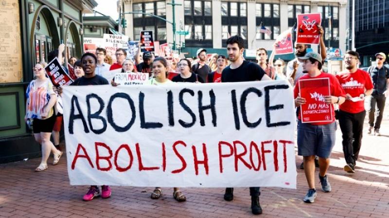 Διαδηλώσεις κατά της μεταναστευτικής πολιτικής του Τραμπ