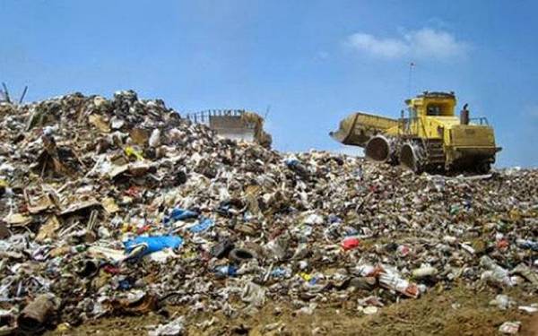 Σύσκεψη για τα σκουπίδια της Πελοποννήσου τη Δευτέρα στην Αθήνα