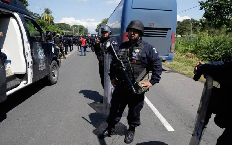 Ένοπλοι σταμάτησαν λεωφορείο στο Μεξικό και απήγαγαν 19 επιβάτες
