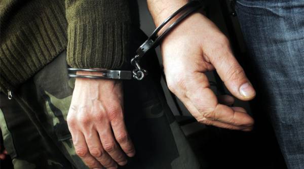 Συλλήψεις τριών Σύρων στο αεροδρόμιο Καλαμάτας