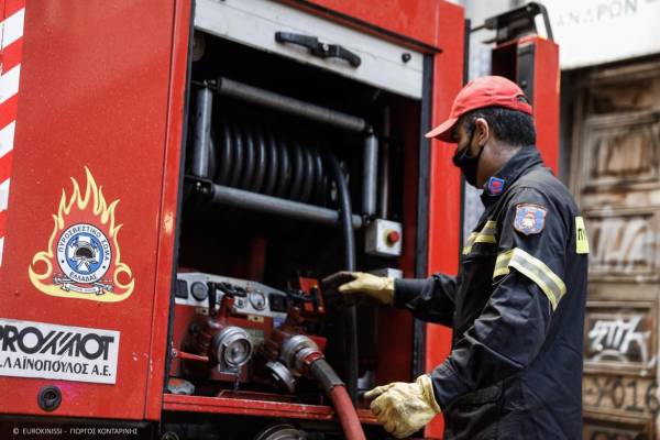 Μεσσηνία: Σοβαρές ζημιές σε σπίτι στον Λαγκούβαρδο μετά από πυρκαγιά σε αποθήκη