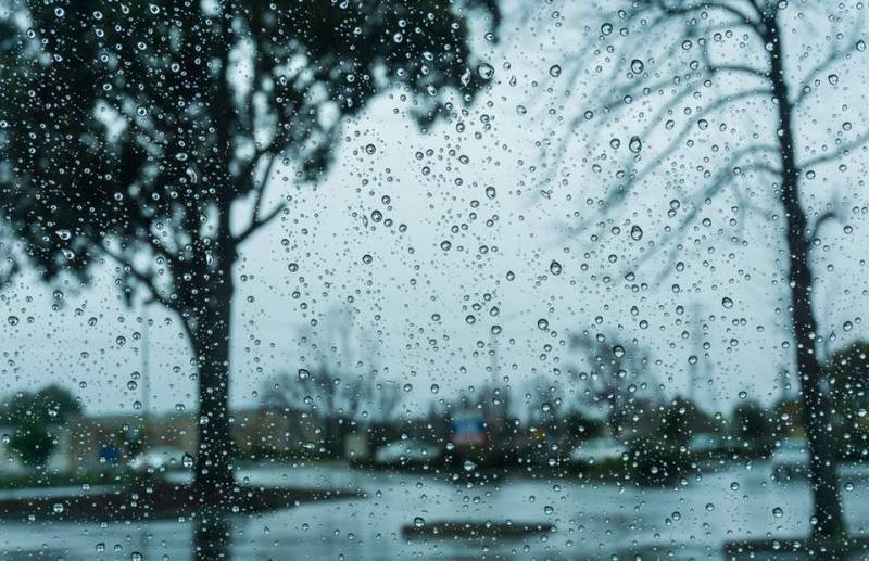 Καιρός: Τοπικές βροχές και πτώση της θερμοκρασίας
