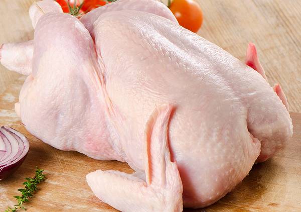 5 τόνοι κοτόπουλα σε 1.908 δικαιούχους στην Καλαμάτα