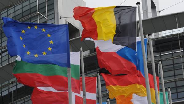 Σχέδιο Γιούνκερ: Το 2016 έκλεισε με συμφωνίες και στα 28 κράτη μέλη