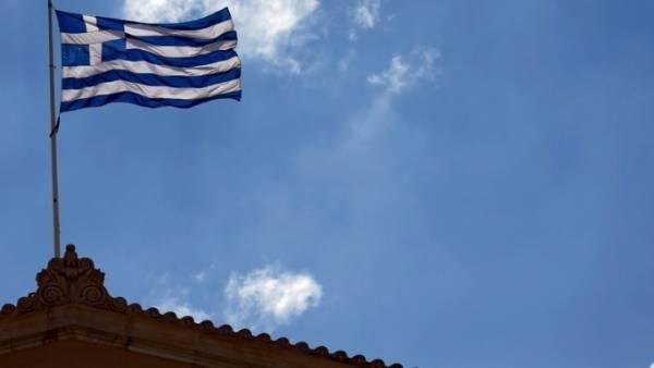 Κομισιόν: Με ρυθμό 2% η ανάπτυξη της ελληνικής οικονομίας την επόμενη τριετία