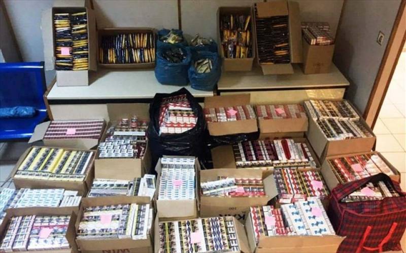 Πάτρα: Τρεις συλλήψεις για μεταφορά 6.000 πακέτων λαθραίων τσιγάρων και 6 κιλών λαθραίου καπνού