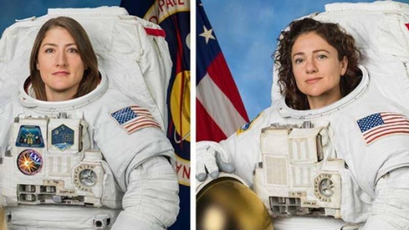 Η NASA επισπεύδει τον γυναικείο διαστημικό περίπατο