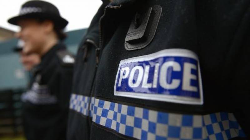 Η αστυνομία εντόπισε ύποπτους αυτοσχέδιους εκρηκτικούς μηχανισμούς σε άδειο διαμέρισμα στο Λονδίνο