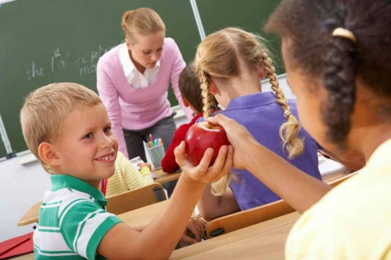 Ο ρόλος του εκπαιδευτικού στη διαμόρφωση υγιεινών διατροφικών συνηθειών στα παιδιά