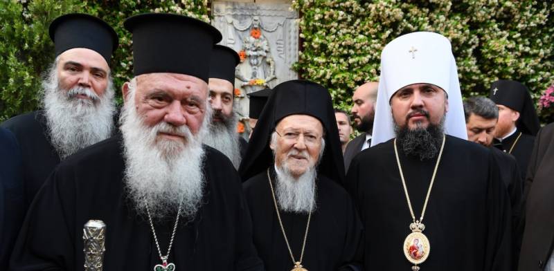Η Ιεραρχία άναψε το «πράσινο φως» για την αναγνώριση της Αυτοκέφαλης Εκκλησίας της Ουκρανίας