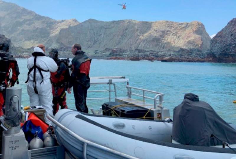 Νέα Ζηλανδία: Οι δύτες δεν βρήκαν τα πτώματα των δύο τελευταίων αγνοουμένων από την έκρηξη του ηφαιστείου