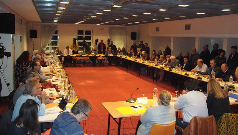 Τακτικοί ελιγμοί και αυτοσχεδιασμοί στο Περιφερειακό Συμβούλιο Πελοποννήσου