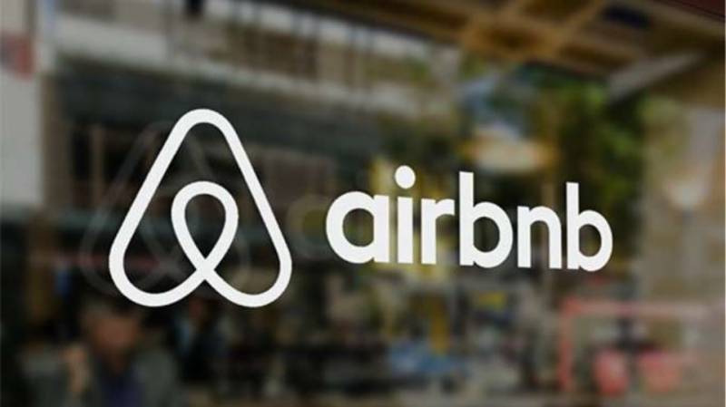 Επιχειρηματίες «κρούουν τον κώδωνα του κινδύνου»: Το airbnb απειλεί την κοινωνική συνοχή