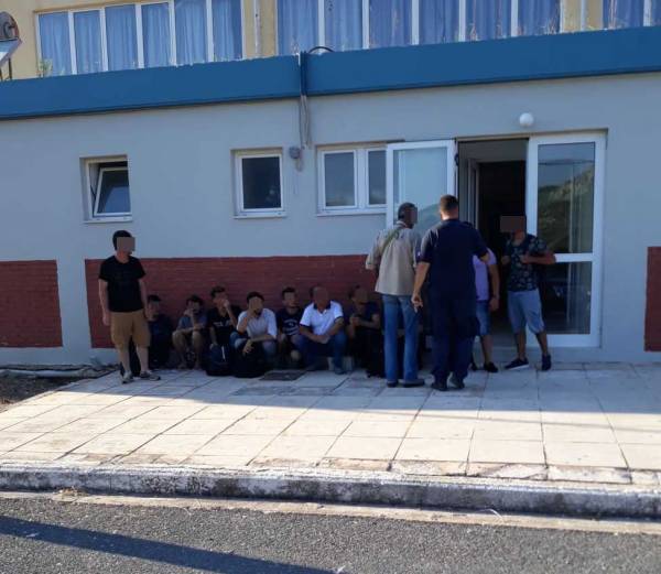 Στο Κλειστό της Πύλου οι 65 μετανάστες, που διασώθηκαν στα ανοιχτά της Μεσσηνίας