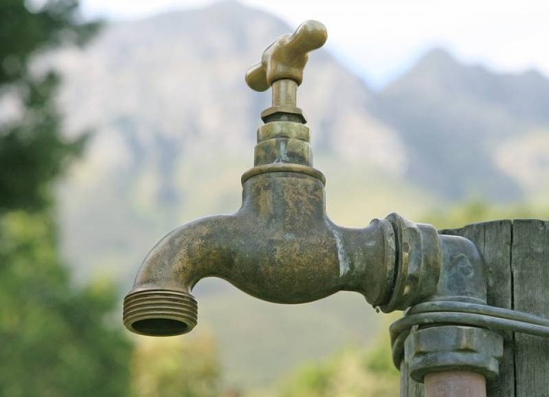 Πρόβλημα υδροδότησης από Μικρή Μαντίνεια έως Κιτριές λόγω ζημιάς στον κεντρικό αγωγό
