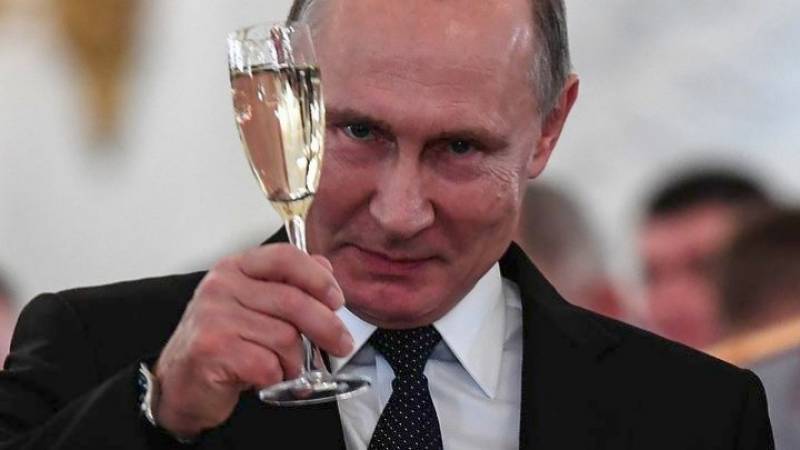 Βλ. Πούτιν: Η Μόσχα είναι ανοιχτή για διάλογο με την Ουάσινγκτον
