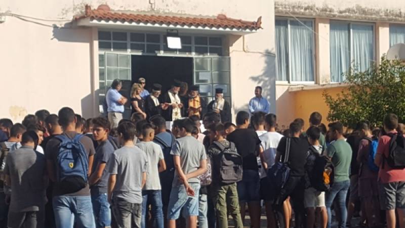 Δήμος Οιχαλίας: Η Γεωργακοπούλου σε αγιασμό σχολείων