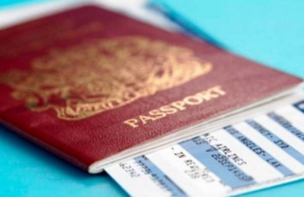 Επιχείρησε να πετάξει από Καλαμάτα για Βιέννη με πλαστό διαβατήριο