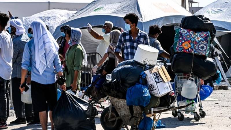Λέσβος: Μεταφέρθηκαν στο Καρά Τεπέ 9.000 πρόσφυγες και μετανάστες