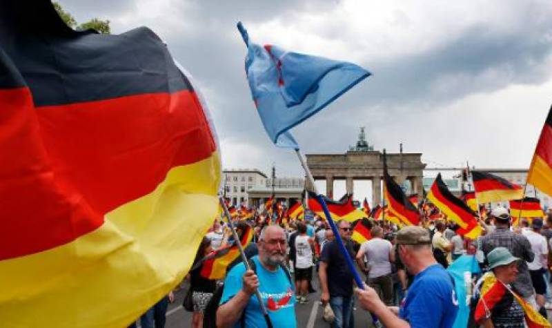Γερμανία: Η βάση του AfD πιέζει για ριζοσπαστικοποίηση