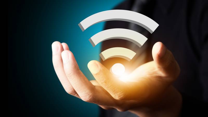 Ξεκινούν οι αιτήσεις για σημεία δωρεάν WiFi σε δήμους