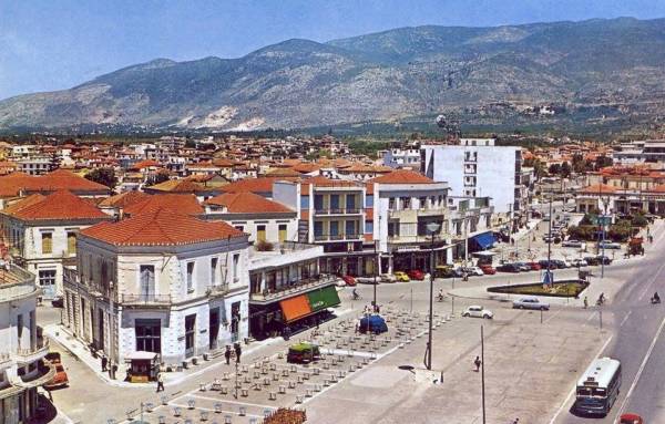 Η πλατεία της Καλαμάτας στις αρχές της δεκαετίας του 1970