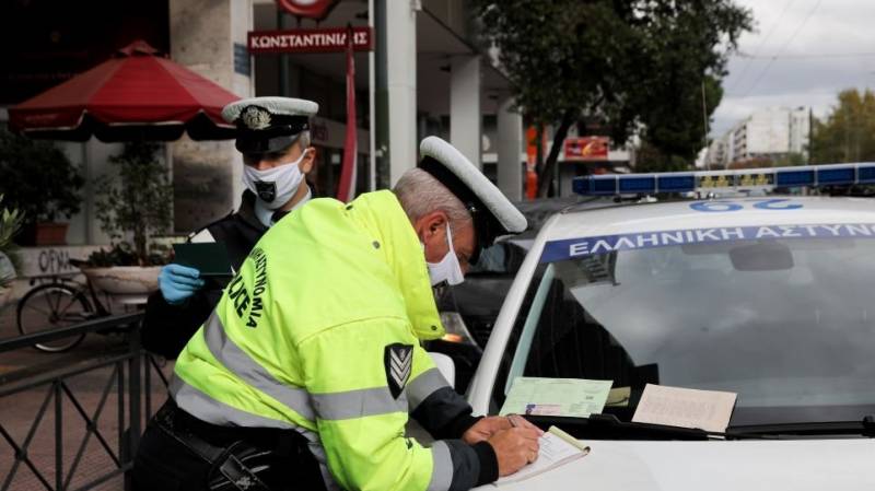 Έλεγχοι για τον κορoνοϊό: Πρόστιμα 311.350 ευρώ και τρεις συλλήψεις χθες για παραβίαση των μέτρων