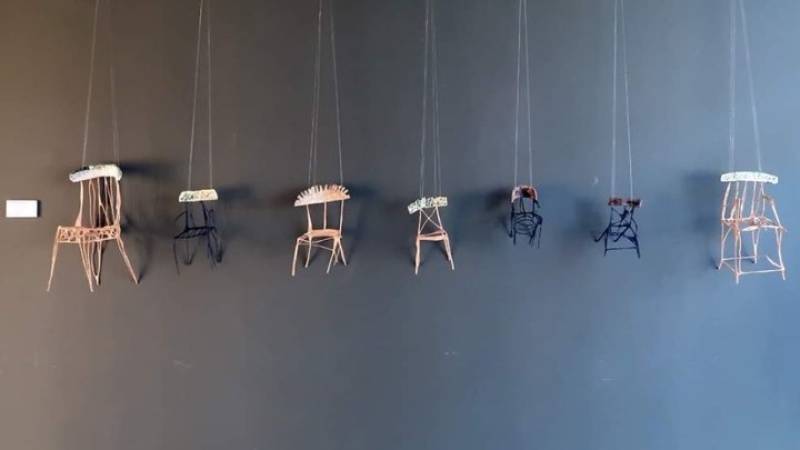 Μία καρέκλα έγινε έργο τέχνης και κέρδισε το πρώτο βραβείο σε ευρωπαϊκό διαγωνισμό